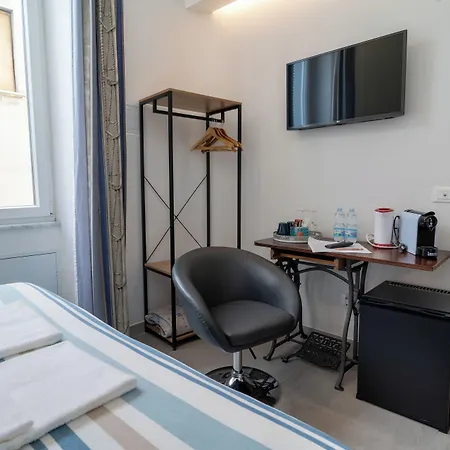 Teresa Rooms&suites Pensión 4*